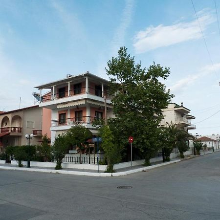 Villa Moras Paralía エクステリア 写真